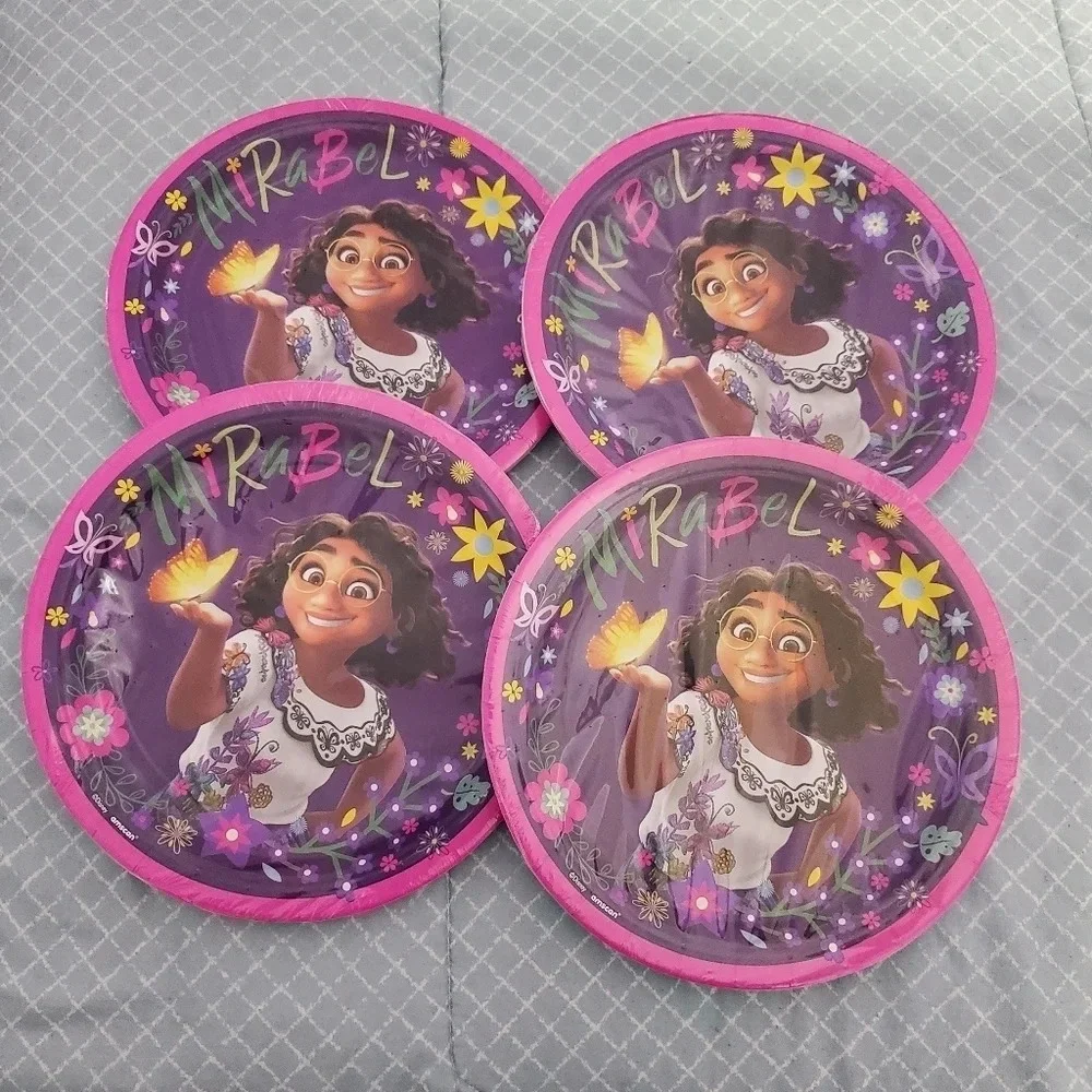 Disney Encanto Mirabel Paper Lunch Plates 9